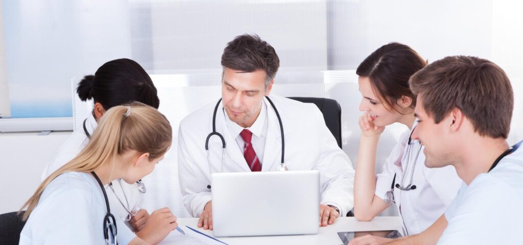The current image has no alternative text. The file name is: The-Smart-Way-To-Manage-Your-Practice.jpg
